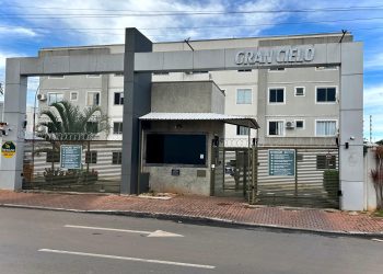 db7ed2c1 e474 4a05 960d 990f5aca5c72